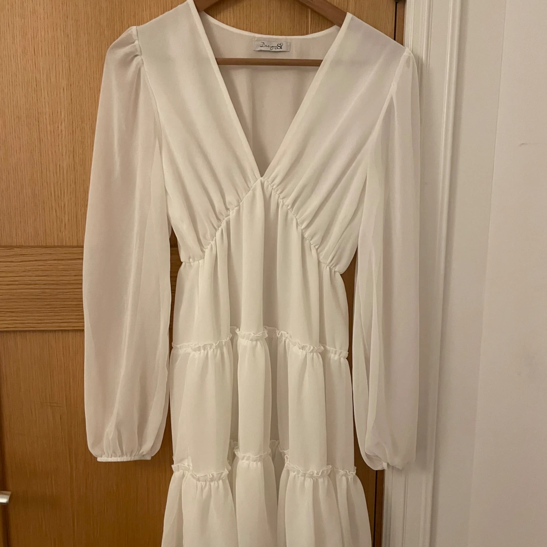 Vit klänning från Design by Si - 90