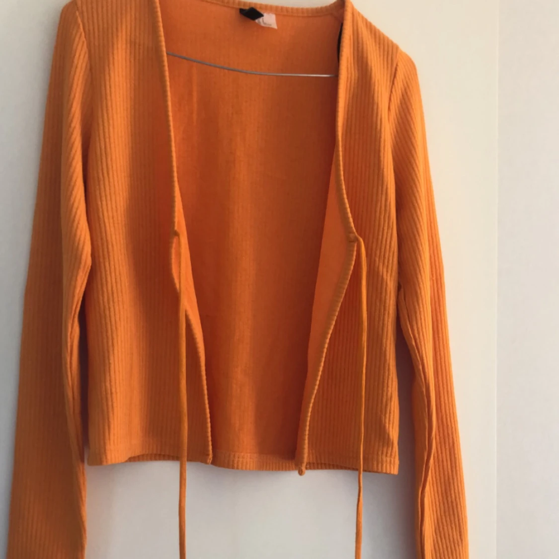 Säljer denna kofta, ej använd 