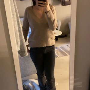 Stickad tröja - Stickad tröja från inwear som köptes för 800kr💗 hör av dig om prisförslag eller om du är intresserad 💗