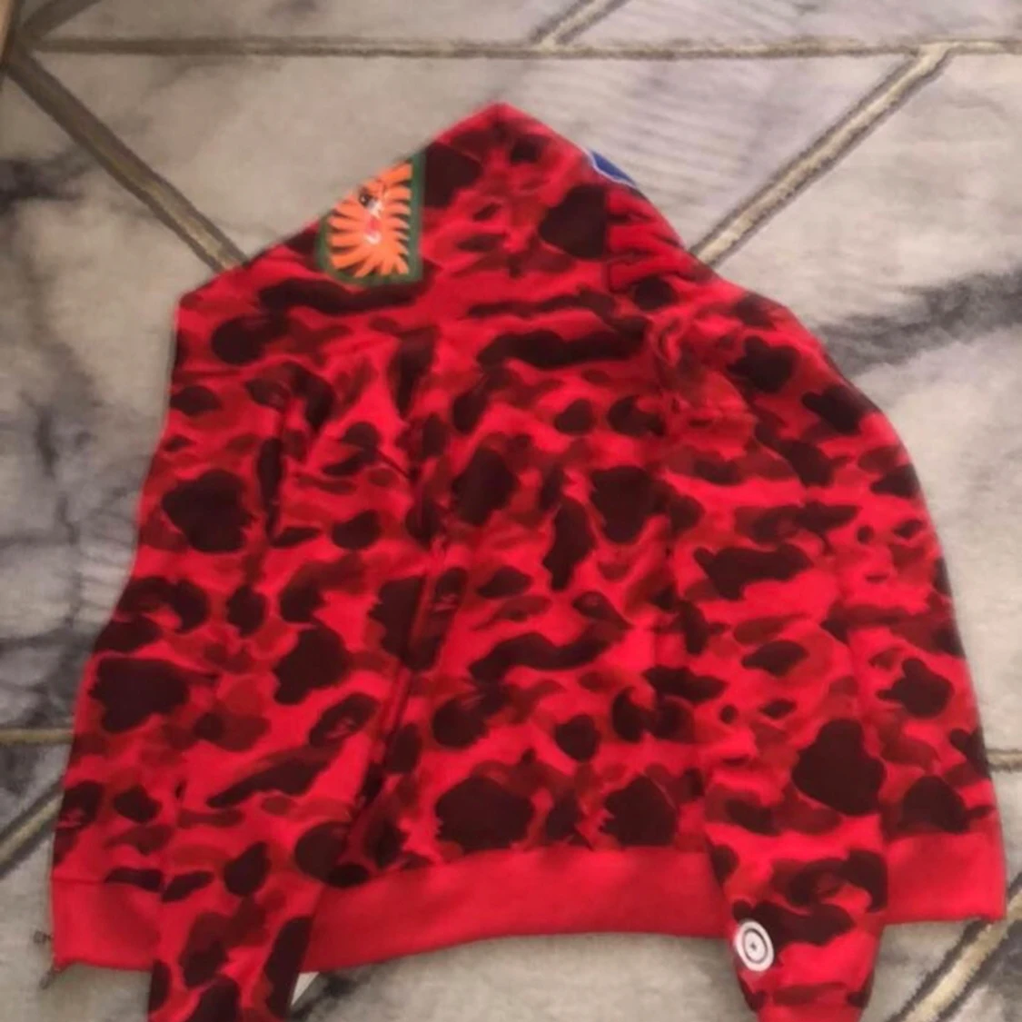 Bape hoodie röd storlek S - 91