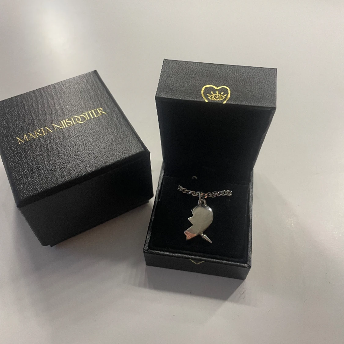 Maria Nilsdotter halsband