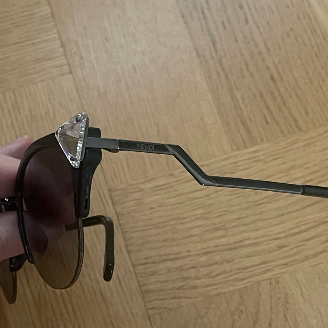 Fendi solglasögon  - 91