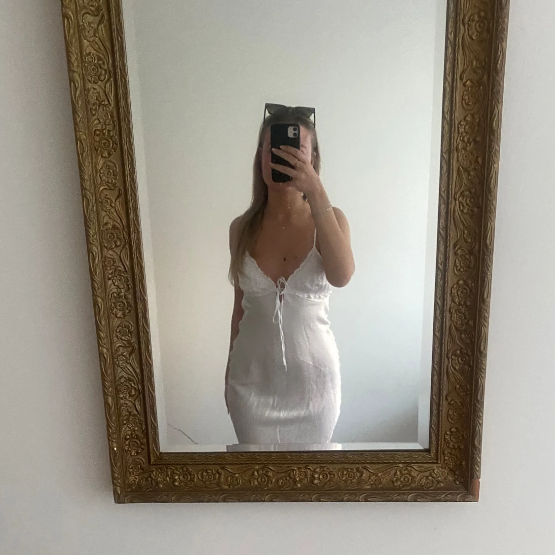 Vit sommarklänning - 92