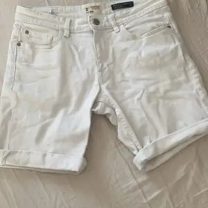 Använda jeans shorts Inga fläckar eller liknande