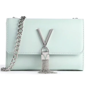 Valentino divina  - Säljer min valentino divina väska då den inte kommer till användning💕 Den är i fint skick utöver att märket är lite skavt  Köpt för 600kr