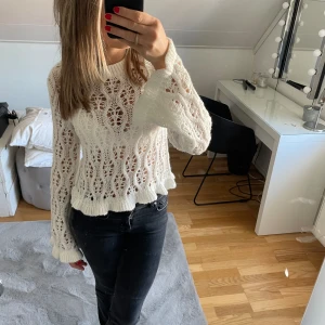 Stickad tröja  - Fin stickad tröja i nyskick❤️