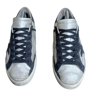 Golden goose  - Väldigt fina golde goose i storlek 43 Pris: 2299kr