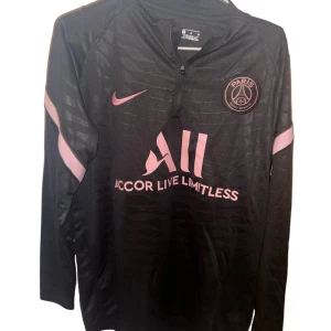 Psg tracksuit - Som ny 