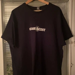 C2E Varg2TM merch tshirt - Fet varg2tm tshirt  Knappt använd, 10/10 cond  XL true to size