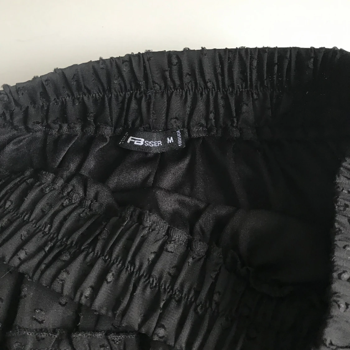 Volang kjol svart  - 90