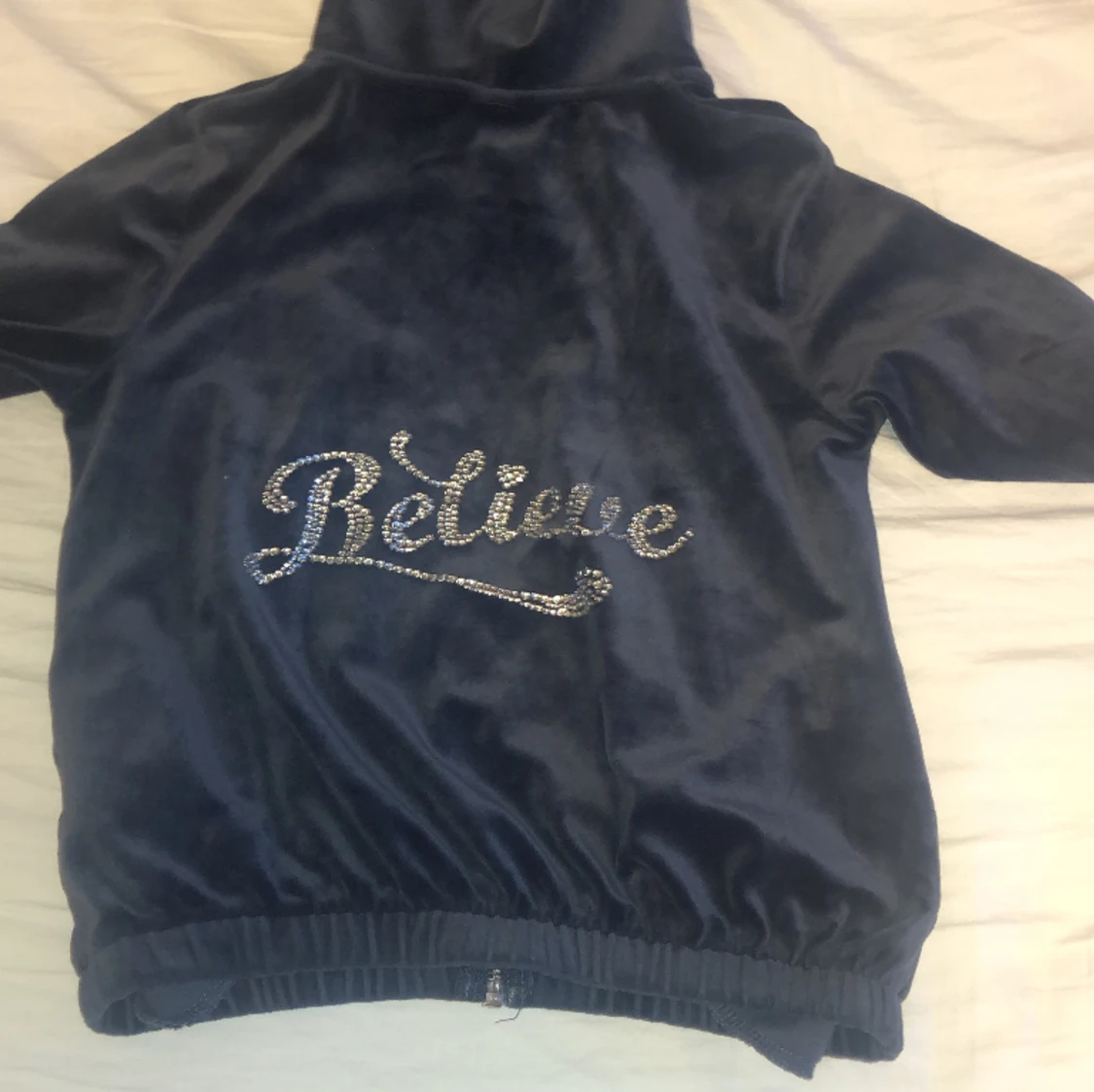 Marinblå hoodie kofta - 90