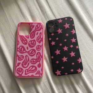 För iPhone 12 - Mobilfodral . Köp en för 20 eller båda för 40. Priset kan diskuteras.