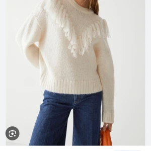 Stickad tröja  - Säljer denna superfina stickade tröjan!!! Sååå najs, 