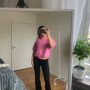 zara stickad - Jätte fin & populär stickad topp från Zara!! Nypris 249kr, mitt pris 95kr💓💓