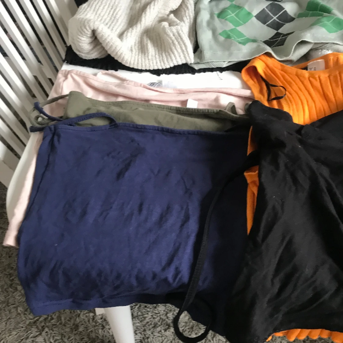 14 toppar 100 kr för ALLA  - 90