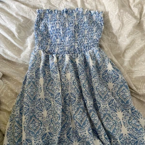 Sommarklänning  - Superfin sommarklänning🌷