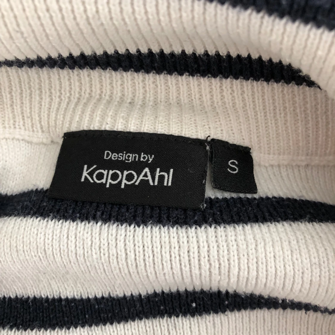 Randig ziptröja  - 91