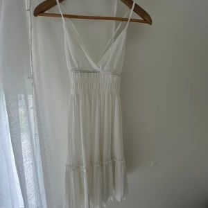Klänning  - Klänning från Gina Tricot❤️ säljs inte längre på Gina! Skriv privat för bilder på❤️