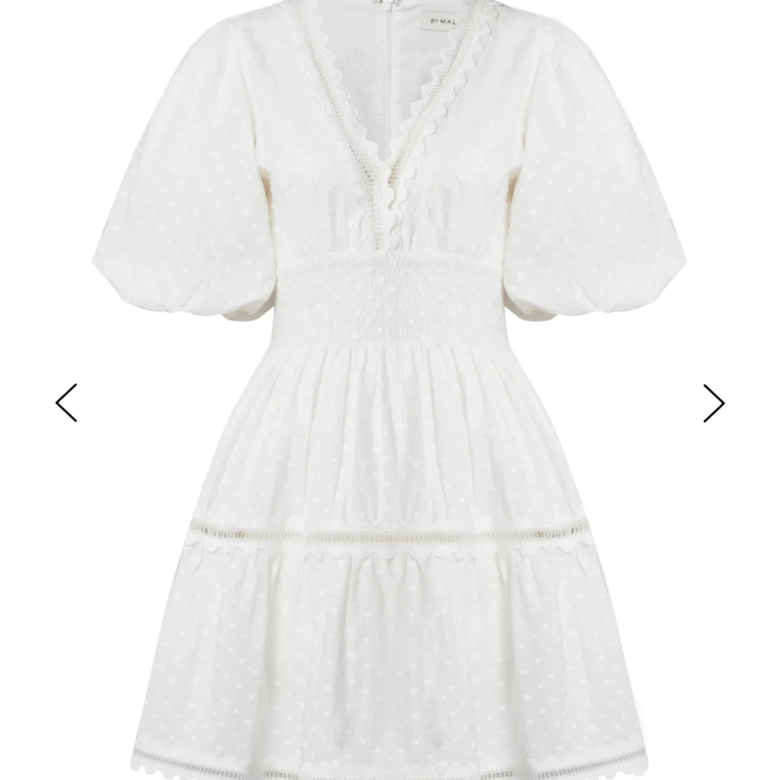 By malina Elvira   - 90