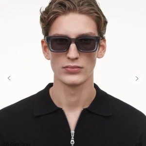 Chimi 05 dark grey - Säljer mina helt oanvända chimis i modellen 05 dark grey. Aldrig använda och allt från orginal förpackningen följer med, nypris 1350!💕