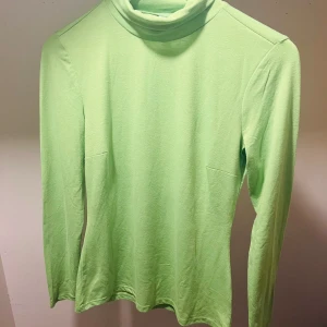 Tröja - En neon grön tröja