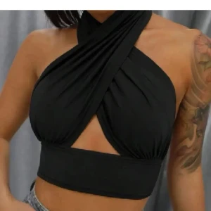 Topp - Svart topp i storlek xs🤍🥂