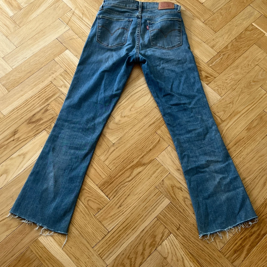 Blå bootcut Levis - 90