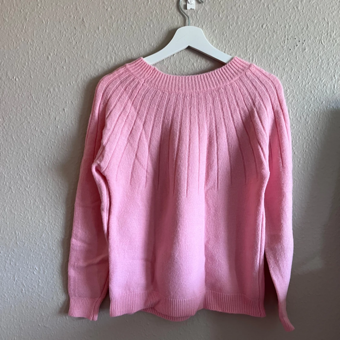 Rosa stickad tröja - 90