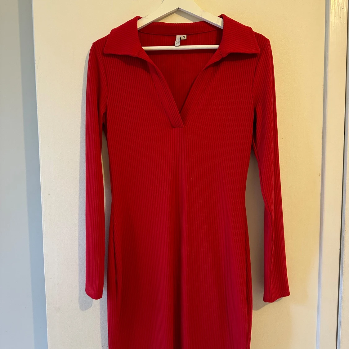 Röd klänning  - 90