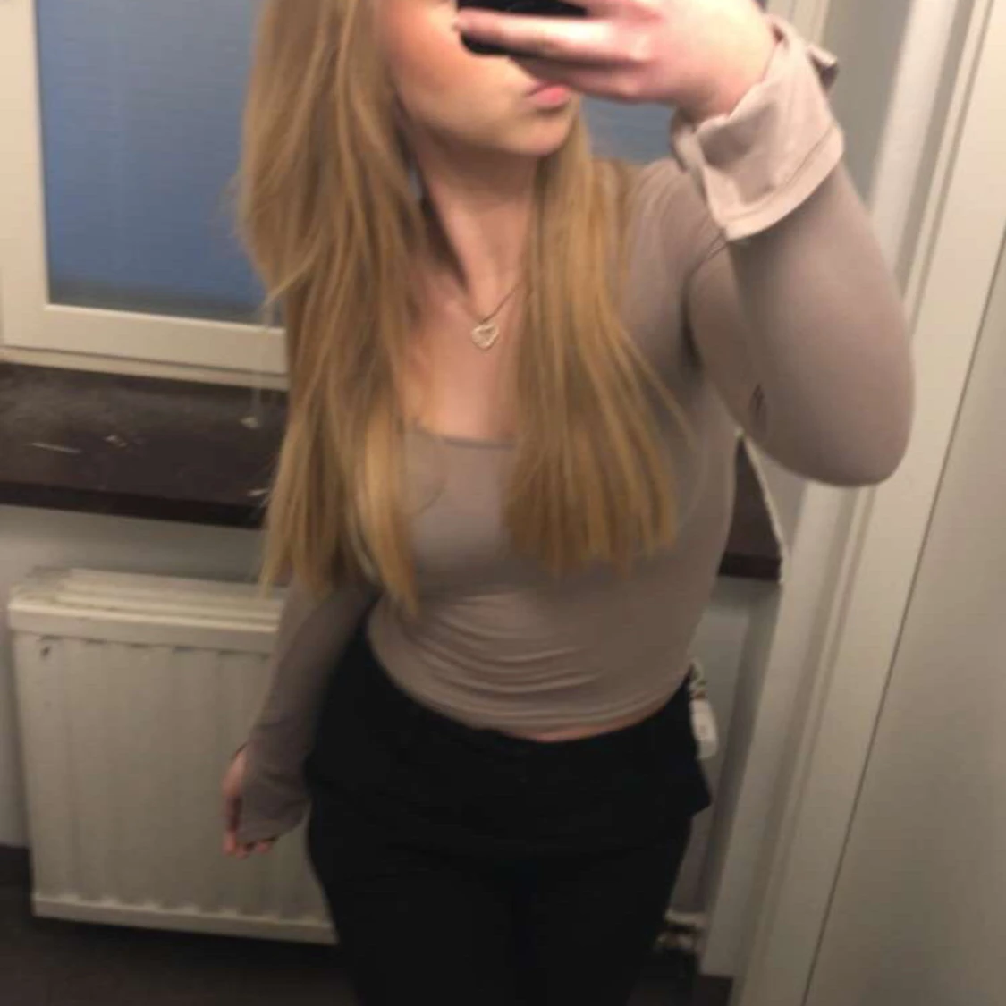 Beige långärmad topp - 1