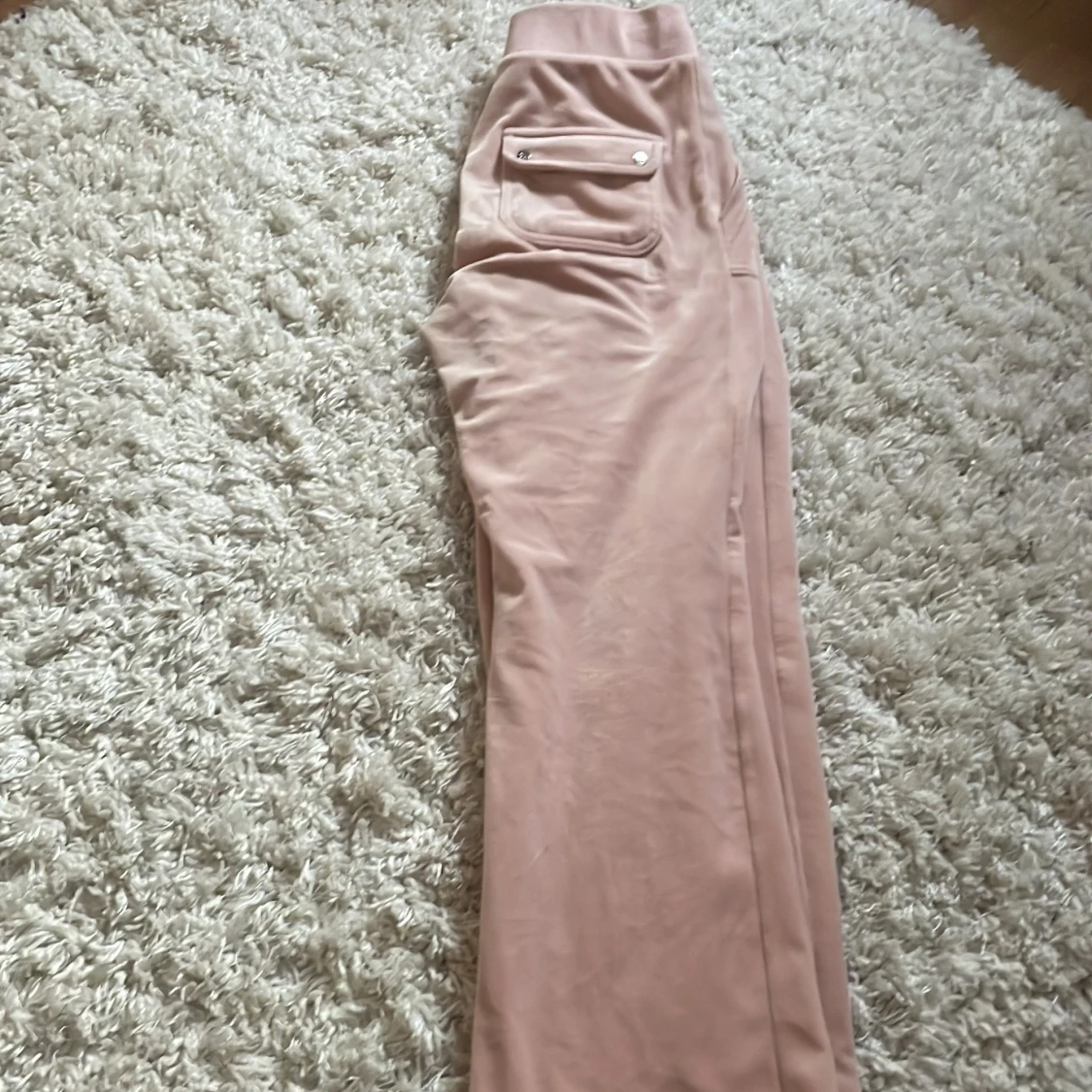 Uppsydda rosa juicy couture byxor - 90