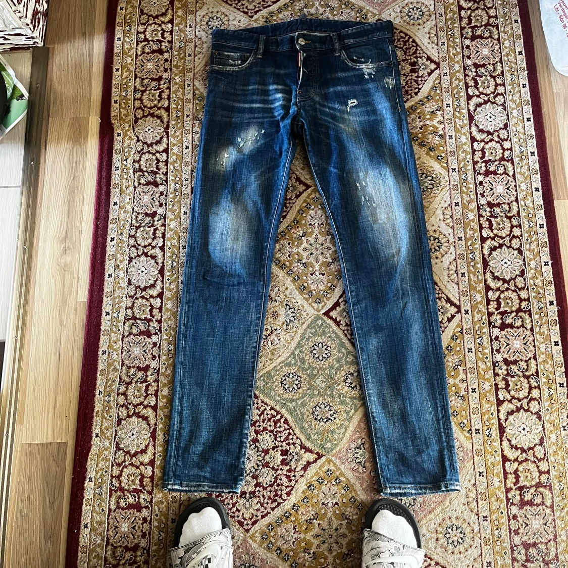 ÄKTA Dsquerd 2 jeans strl 46