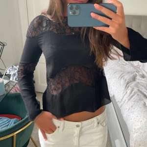 Tröja!  - Snygg tröja i spets! 