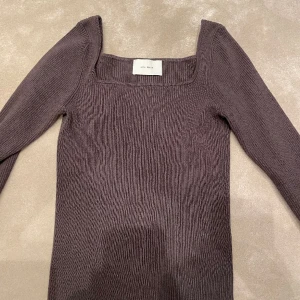 Neo Noir tröja - Långärmad tröja från Neo Noir i nyskick!🧡