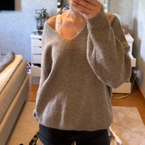 Stickad tröja  - Lite nopprig men annars bra skick ❤️