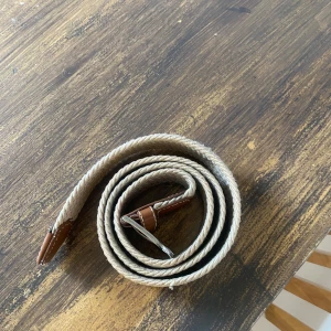 Bälte  - Ett dunder flätat bälte i bra skick, ställ frågor om ni har 