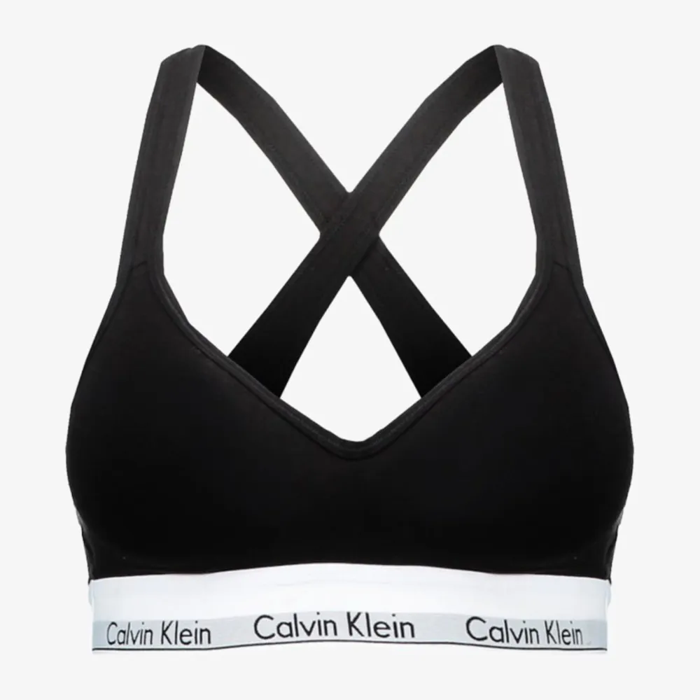 Säljer min calvin klein bralette, inga tecken på användning skriv för frågor💞. Övrigt.