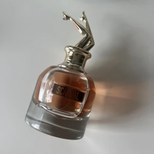 Scandal - JEAN PAUL GAULTIER parfym, 50ml knappt använd