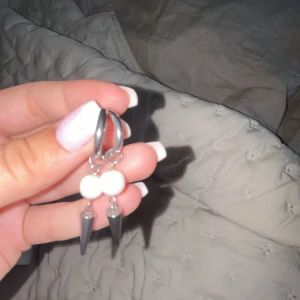 Örhänge med pärla  - Superfina, använda men i gott skick❤️