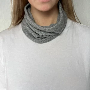 Cashemrebuff - Grey🩶 100% cashemre  349kr + 39kr frakt 