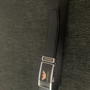 Armani bälte  - Helt nytt Armani bälte 