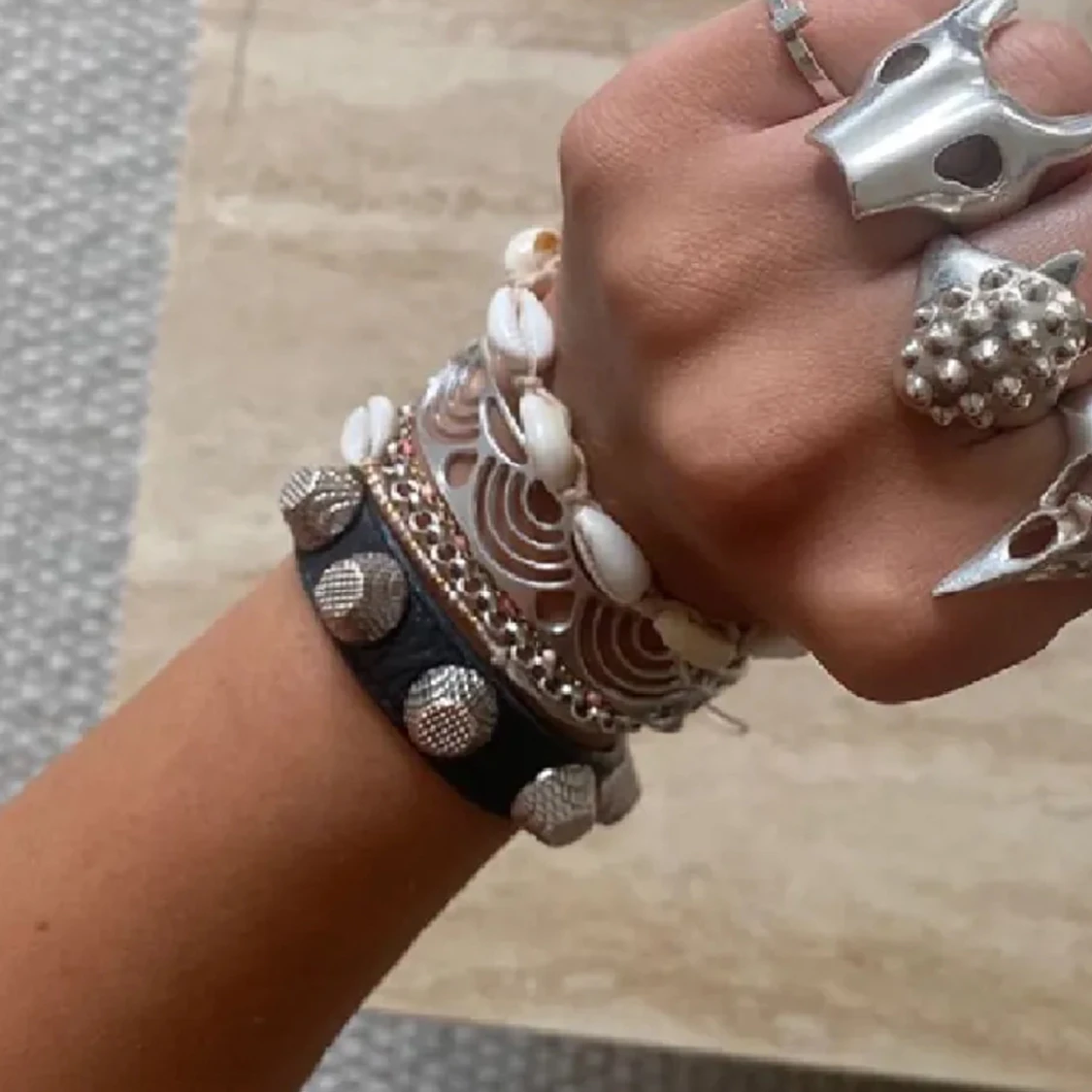 Balenciaga liknande armband - 90