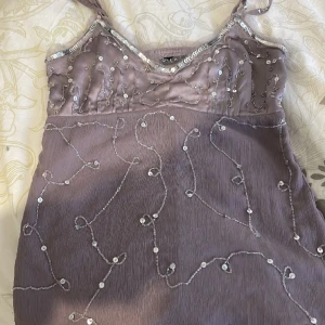 Pastell rosa/lila topp - Den så festlig topp som passar till allt!💘