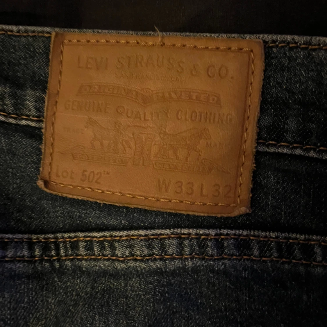 502 mörkblåa levi’s jeans - 91