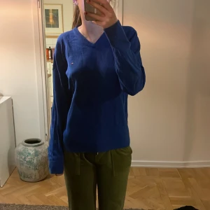 tommy hilfiger tröja  - använder den inte 