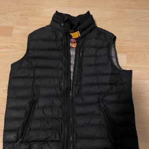 Parajumperväst - Parajumper väst size M