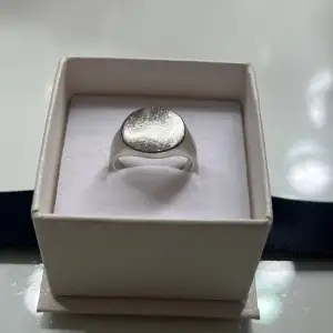 Fin ring som inte kommer till användning 