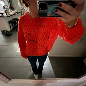Stickad tröja  - As cool röd stickad tröja!!💞💞