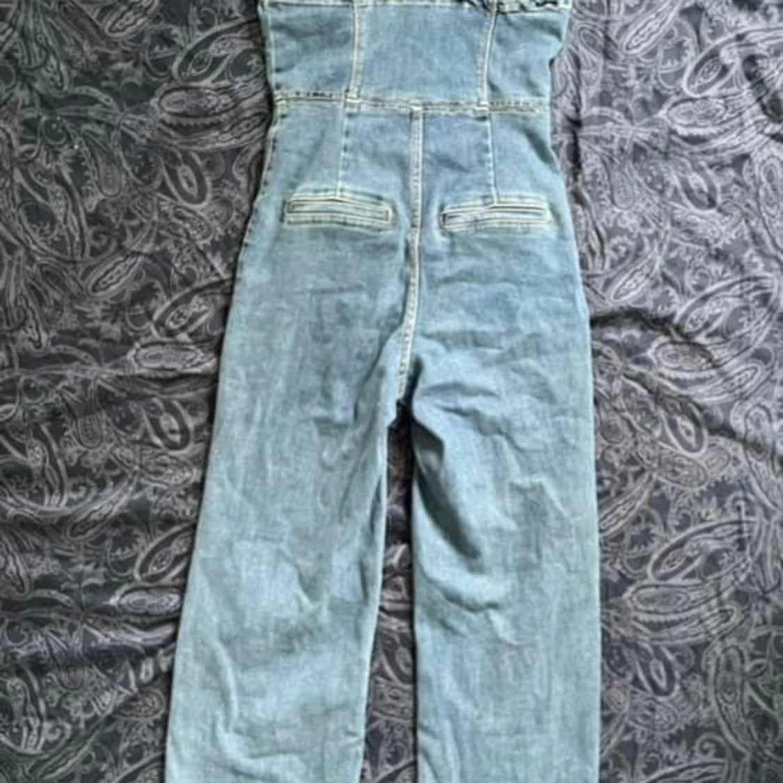 Underbart snygg byxdress - 91