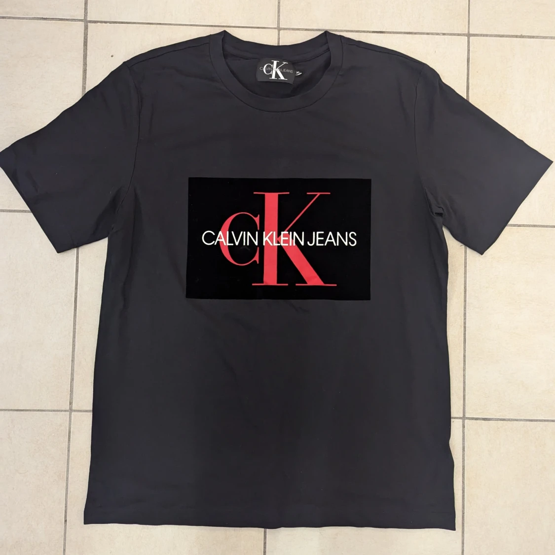 Calvin Klein T-shirt
